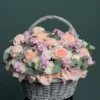 Композиция в плетёной корзинке